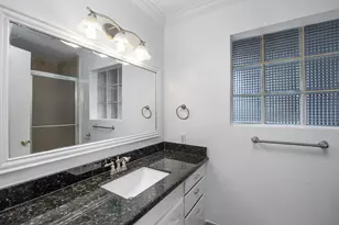 5447 Indigo St, Houston, TX 77096 - Photo 25