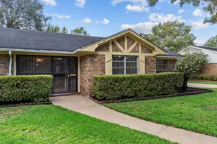 5447 Indigo St, Houston, TX 77096 - Photo 5