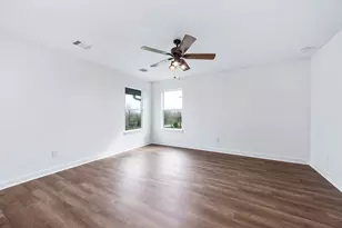 12827 Sandpiper Rd, Angleton, TX 77515 - Photo 17