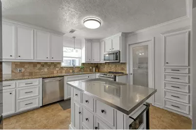 6107 Craigway Road, Spring, TX 77389 - Photo 11