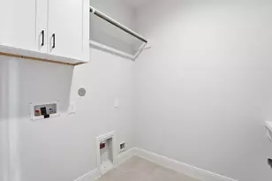 9213 Ft George St, Houston, TX 77063 - Photo 23