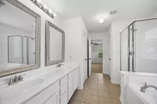 13926 Tinsley Ct, Houston, TX 77014 - Photo 9