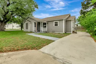 1705 Avondale St, Victoria, TX 77901 - Photo 3
