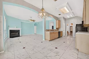 12338 Ashford Hollow Dr, Sugar Land, TX 77478 - Photo 23