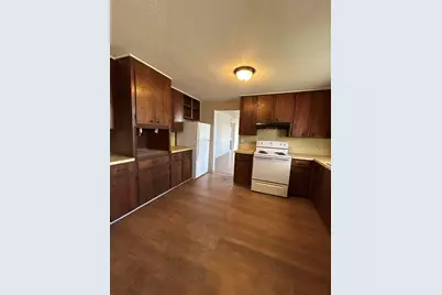 530 W 1st Street, Freeport, TX 77541 - Photo 13