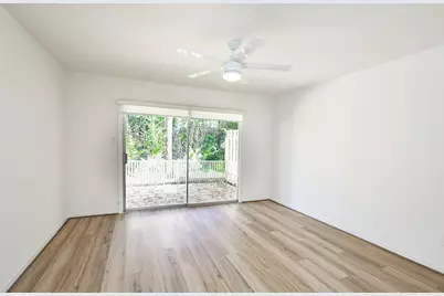 2302 W Settlers Way, The Woodlands, TX 77380 - Photo 17