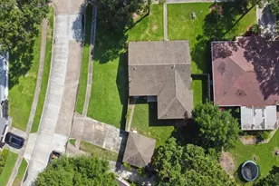 6022 Beaudry Dr, Houston, TX 77035 - Photo 27