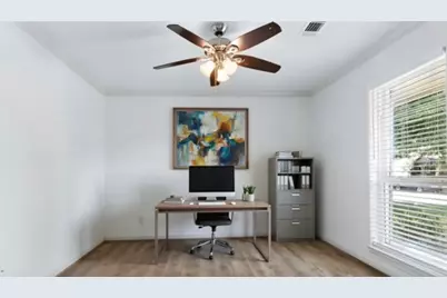 6022 Beaudry Drive, Houston, TX 77035 - Photo 9