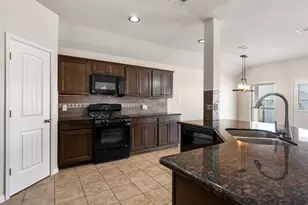 119 Country Crossing Cir, Magnolia, TX 77354 - Photo 9