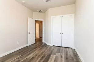 357 N Centro Cir, Shenandoah, TX 77385 - Photo 15