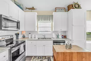 145 Jewel Dr, Port Bolivar, TX 77650 - Photo 3