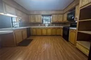 213 Fm 2558 E, Broaddus, TX 75929 - Photo 9