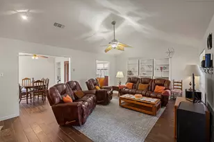 8126 Ivan Reid Dr, Houston, TX 77040 - Photo 9