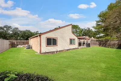 8126 Ivan Reid Drive, Houston, TX 77040 - Photo 23