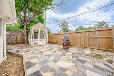 11819 S Nottingham Circle, Houston, TX 77071 - Photo 43