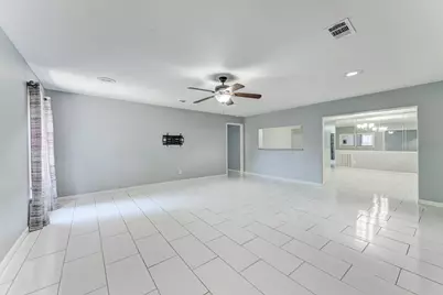 11819 S Nottingham Circle, Houston, TX 77071 - Photo 21