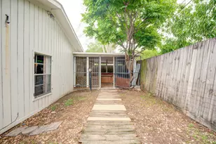 11819 S Nottingham Cir, Houston, TX 77071 - Photo 47