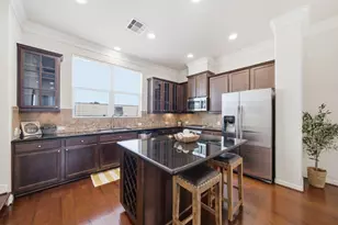 6363 Fairdale Ln, Houston, TX 77057 - Photo 9