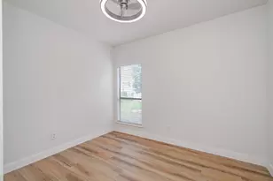 1100 Augusta Dr, Houston, TX 77057 - Photo 15