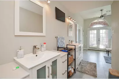 3654 Royal Royce Drive, Houston, TX 77042 - Photo 15