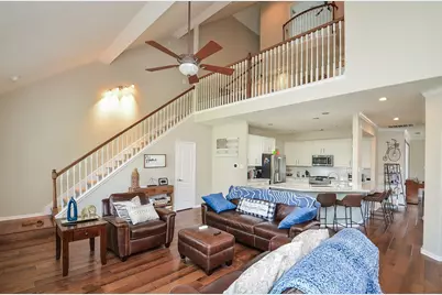 3654 Royal Royce Drive, Houston, TX 77042 - Photo 9