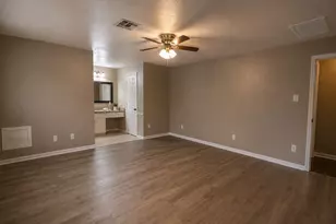 5107 Longshadow Dr, Dickinson, TX 77539 - Photo 13