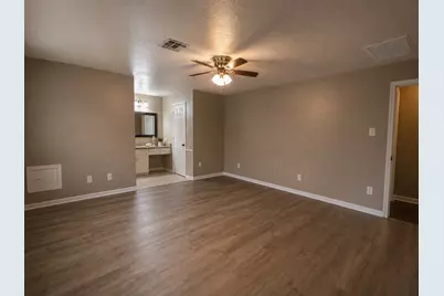 5107 Longshadow Drive, Dickinson, TX 77539 - Photo 13