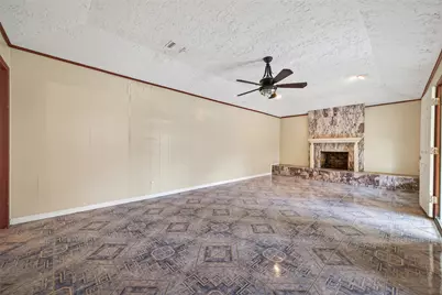 9318 Benning Drive, Houston, TX 77031 - Photo 7