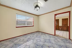 9318 Benning Dr, Houston, TX 77031 - Photo 17