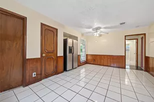 9318 Benning Dr, Houston, TX 77031 - Photo 21