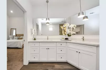7504 Carver Road #E, Houston, TX 77088 - Photo 31