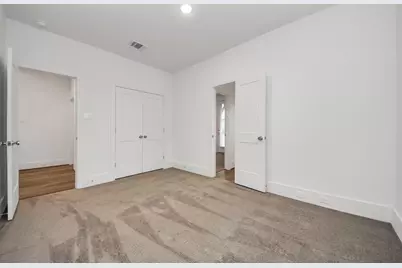 7504 Carver Road #E, Houston, TX 77088 - Photo 35