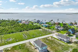 1342 Sapphire Palms Ct, San Leon, TX 77539 - Photo 15