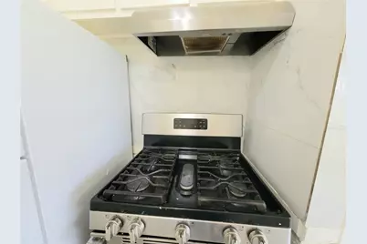 12935 Southspring Drive, Houston, TX 77047 - Photo 11