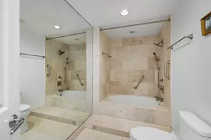 1111 Bering Dr, Houston, TX 77057 - Photo 17