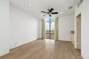 1111 Bering Dr, Houston, TX 77057 - Photo 5