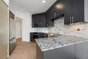 1111 Bering Dr, Houston, TX 77057 - Photo 9
