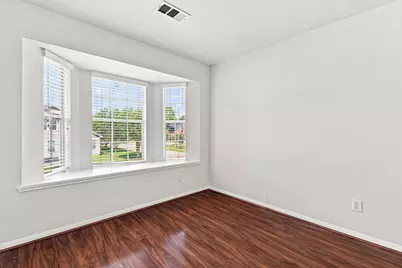 11122 W Cyrus Drive, Houston, TX 77064 - Photo 9