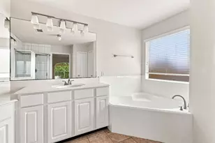 11122 W Cyrus Dr, Houston, TX 77064 - Photo 31