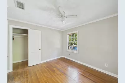 4502 Larch Lane, Bellaire, TX 77401 - Photo 25