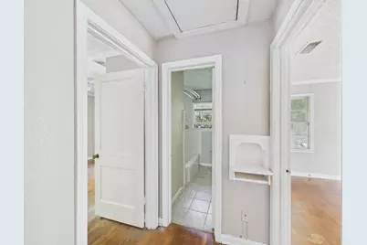 4502 Larch Lane, Bellaire, TX 77401 - Photo 15