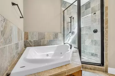 1517 Lawrence Street, Houston, TX 77008 - Photo 29