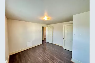 5306 Avenue O 1/2 #Rear, Galveston, TX 77551 - Photo 9