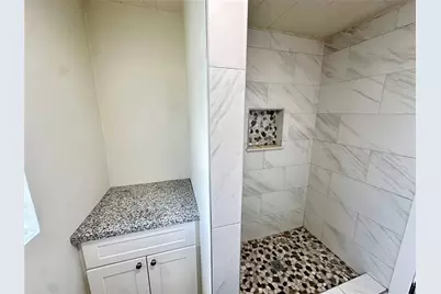 5306 Avenue O 1/2 #Rear, Galveston, TX 77551 - Photo 11
