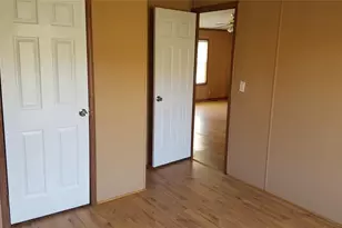 270 Country Way, Smithville, TX 78957 - Photo 21