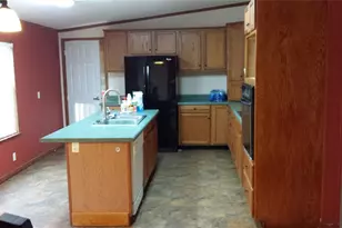 270 Country Way, Smithville, TX 78957 - Photo 17
