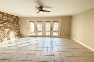 806 Wax Myrtle Ln, Houston, TX 77079 - Photo 15