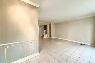 806 Wax Myrtle Ln, Houston, TX 77079 - Photo 5