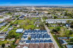 506 W Donovan St, Houston, TX 77091 - Photo 23