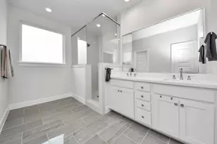 506 W Donovan St, Houston, TX 77091 - Photo 13